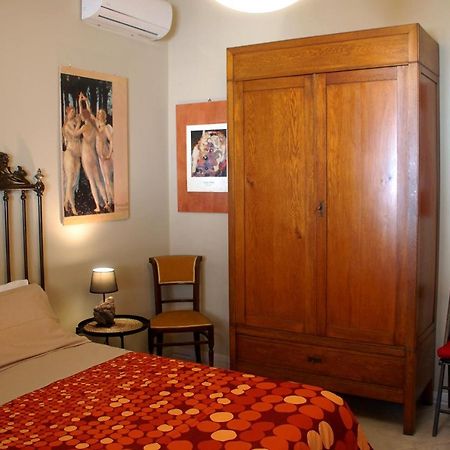 B&B Il Rosso E Il Nero Zafferana Etnea Ngoại thất bức ảnh