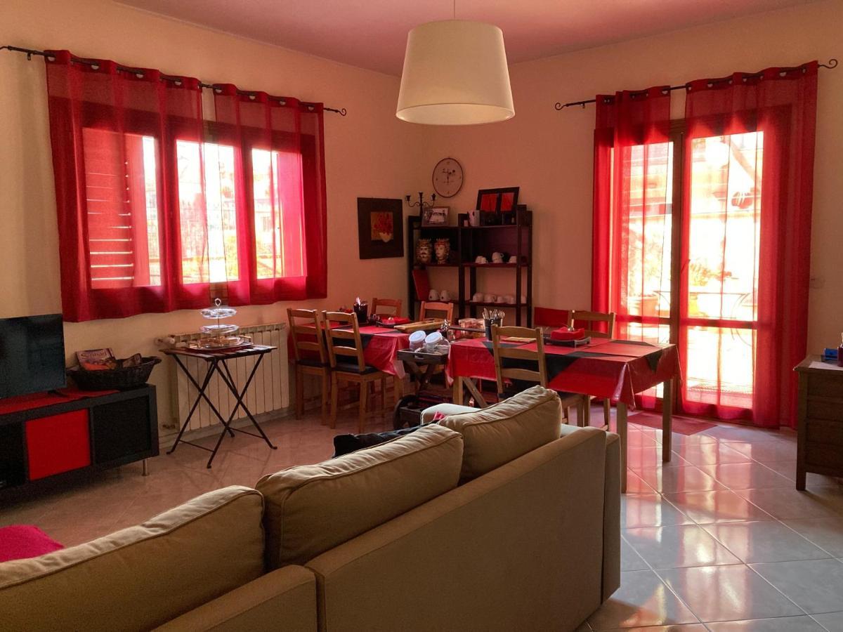 B&B Il Rosso E Il Nero Zafferana Etnea Ngoại thất bức ảnh