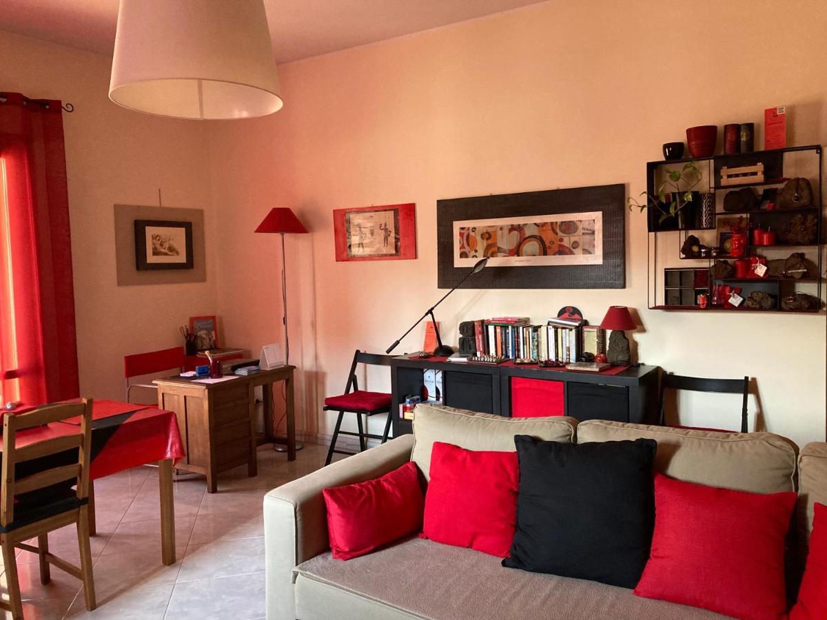 B&B Il Rosso E Il Nero Zafferana Etnea Ngoại thất bức ảnh