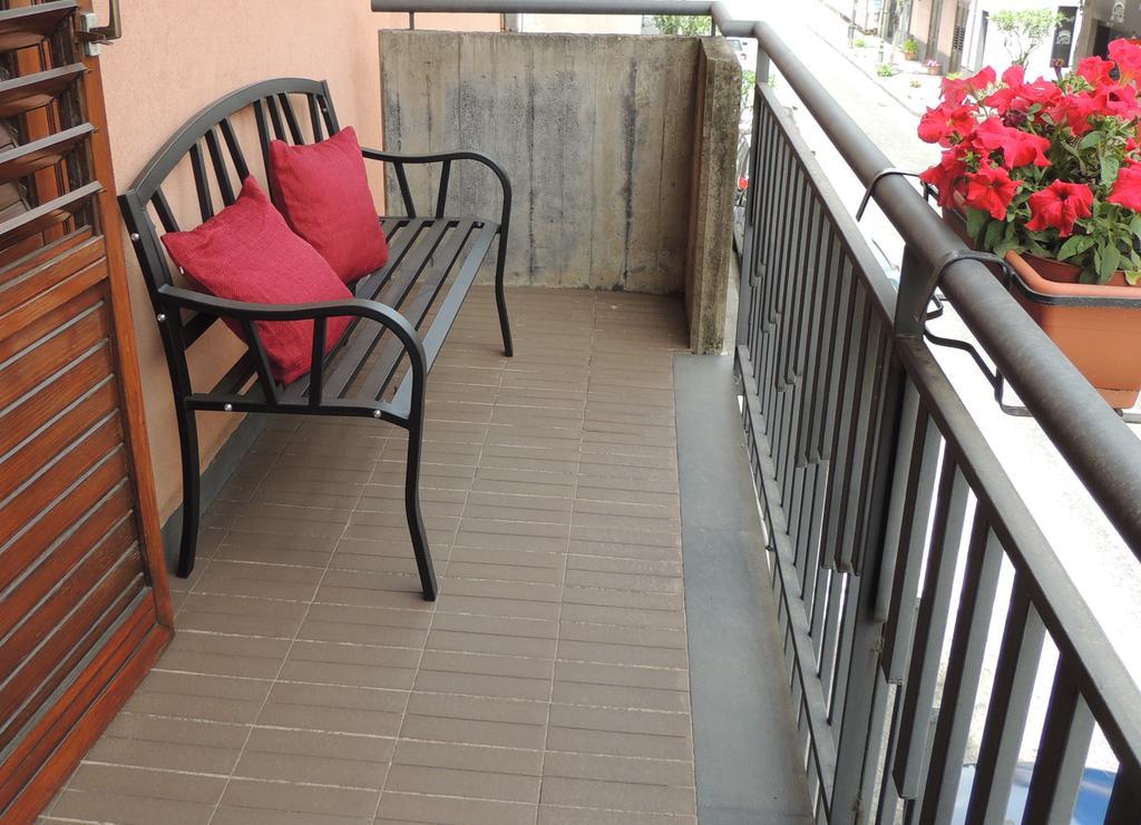 B&B Il Rosso E Il Nero Zafferana Etnea Ngoại thất bức ảnh