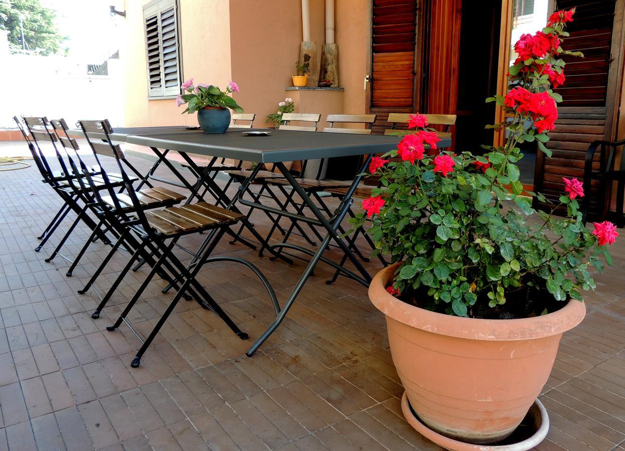 B&B Il Rosso E Il Nero Zafferana Etnea Ngoại thất bức ảnh