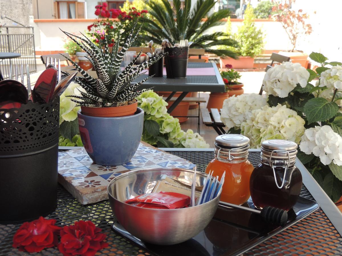 B&B Il Rosso E Il Nero Zafferana Etnea Ngoại thất bức ảnh
